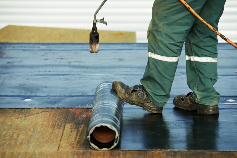 Seasonal Flat Roof Repair Tips